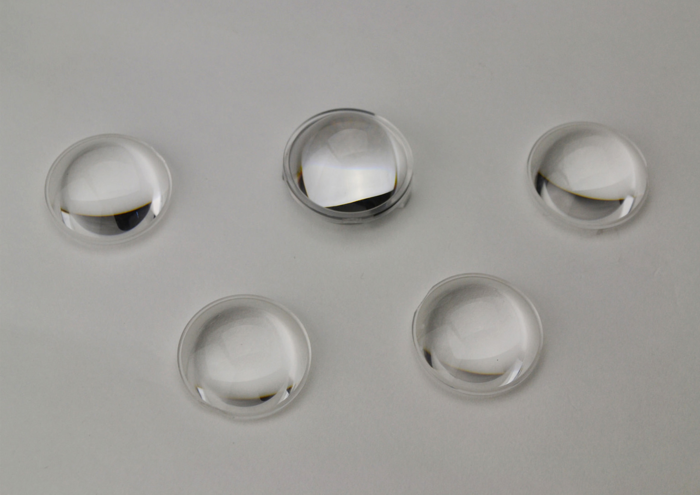 丸型透明レンズ[肉厚成形品]